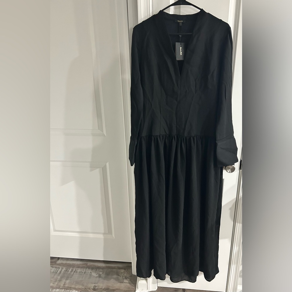 Brand New Massimo Dutti Long Black Dress Size XS